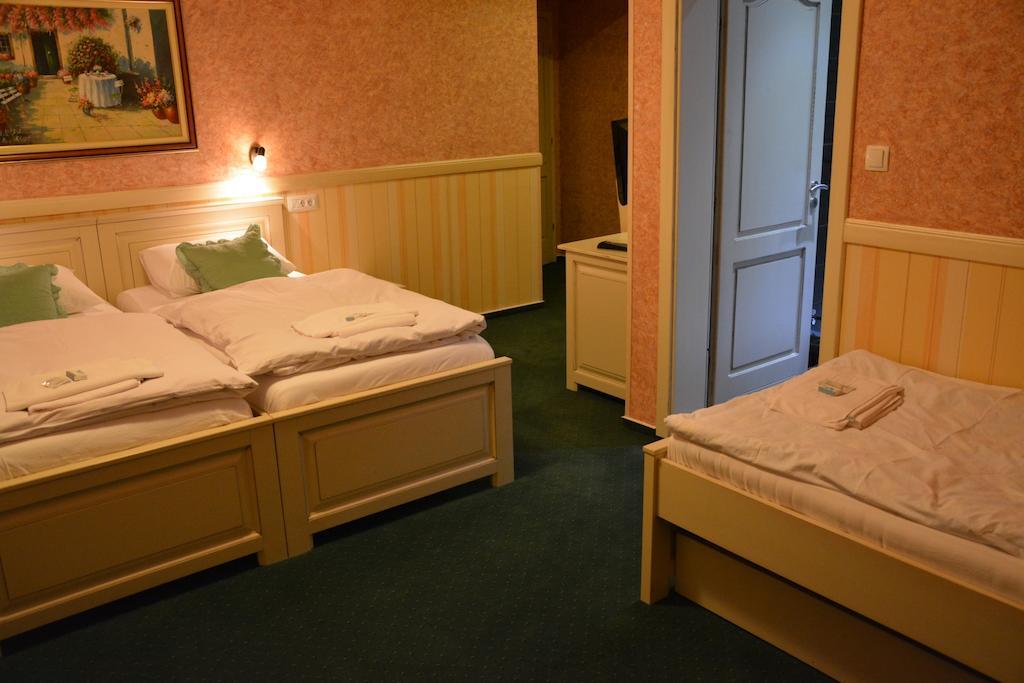 Motel Most Ljubuški Стая снимка